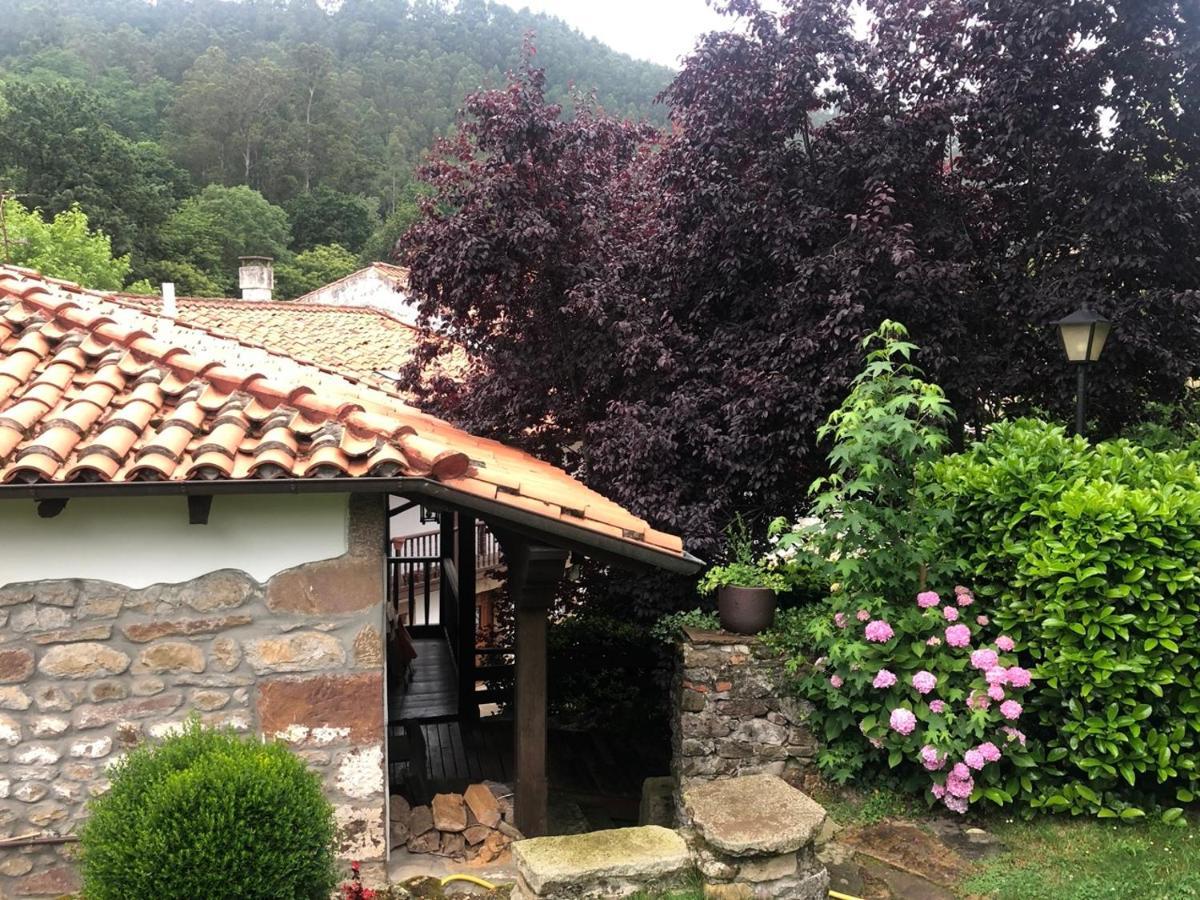 Hdec Hosteria De Castaneda Alojamiento Turistico Puente Viesgo Exterior photo